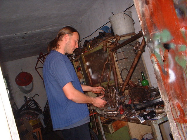 (8) 2003 Els ltogatsom Antal Zoltnnl
